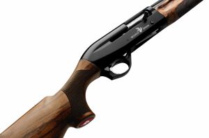 Benelli Beccaccia Supreme Yarı Otomakit Av Tüfeği